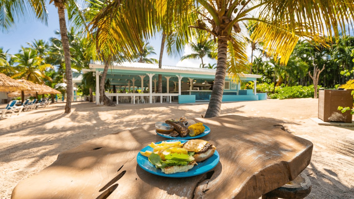 Grilled fish lunch served on the sand at The Beach Grill